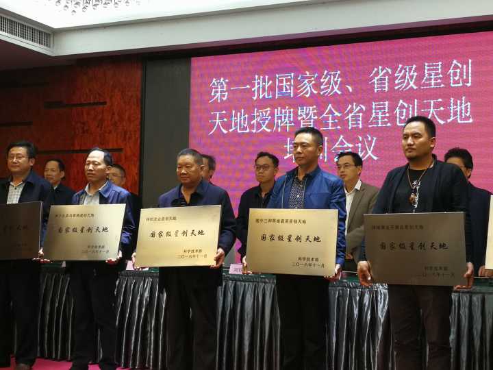 1508221982648002533.jpg 6a16eef0914a98dc.jpg