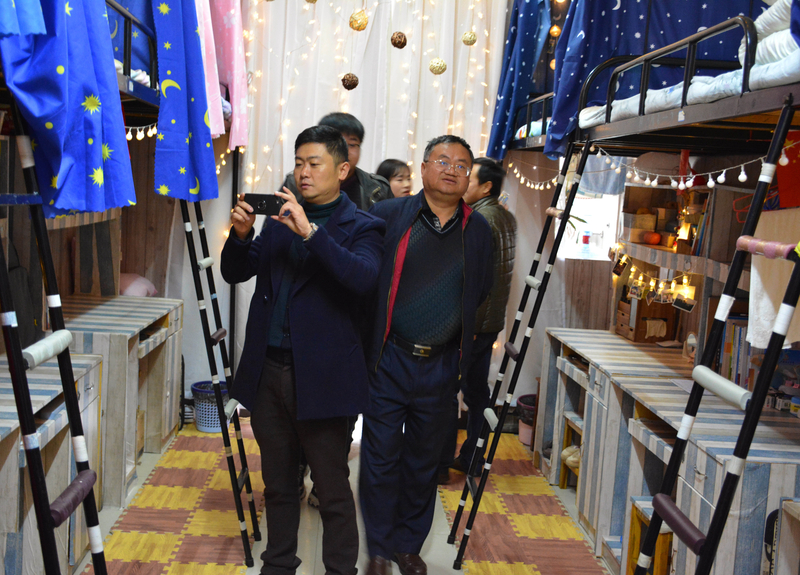 1512609750806099904.jpg 2.jpg