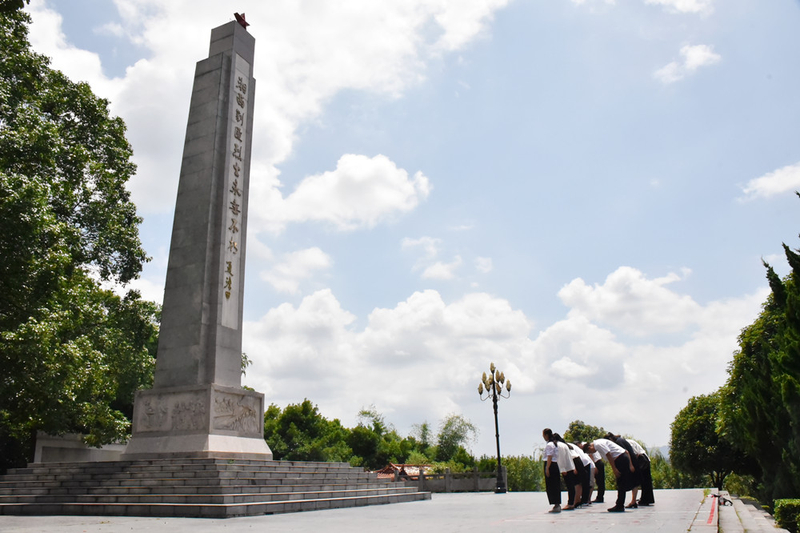 1625036846853019765.jpg 烈士碑.jpg